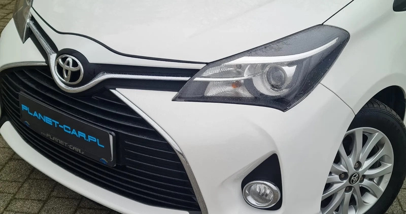 Toyota Yaris cena 38900 przebieg: 98000, rok produkcji 2015 z Jedlina-Zdrój małe 781